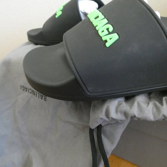 Brand New Balenciaga Pool Slide Flip-Flup Size 37 (US- 7) - Picture 7 of 7